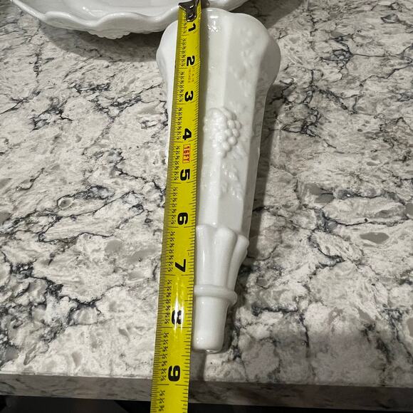 Westmoreland Milk Glass Tray - Picture 11 of 11